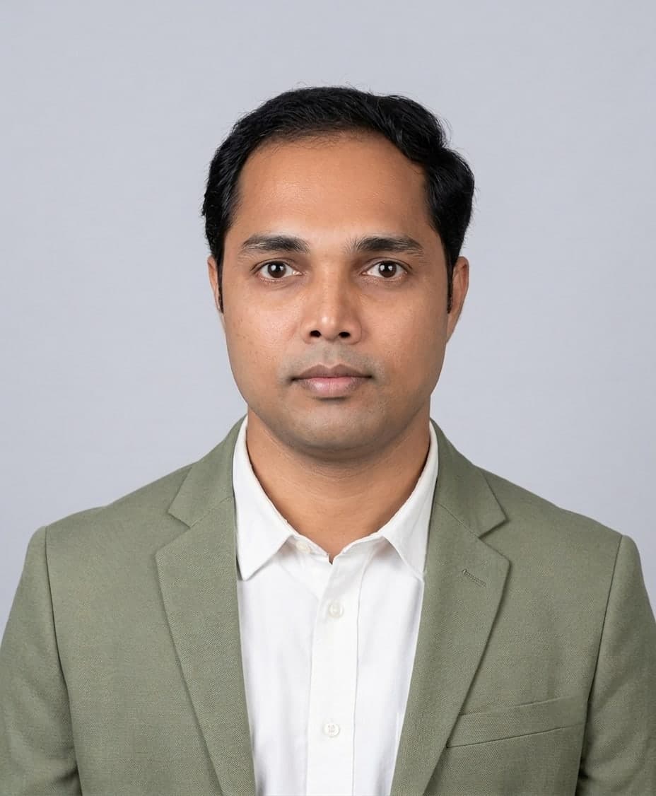 Shrikant Atmaram Sawant, Founder of 2i WealthPlus Financial Services